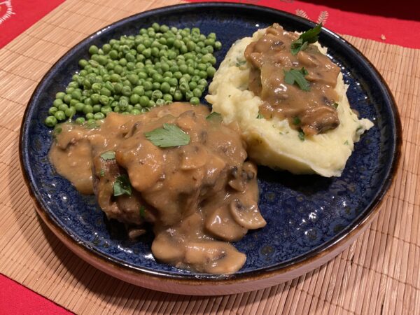 Salisbury Steak met champignonsaus