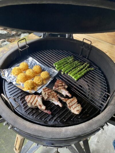 Complete maaltijd op de kamado